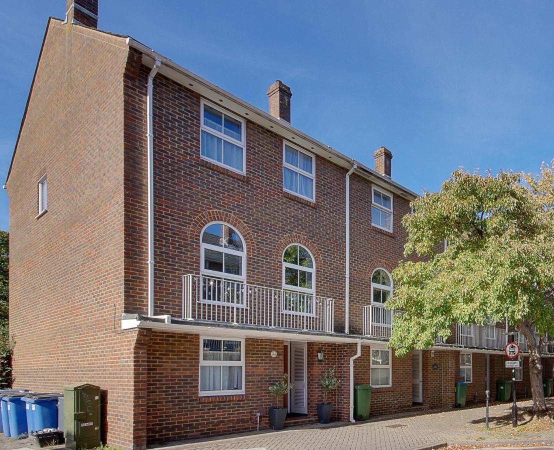 Вилла 14 Oxford Mews - 5 Star Living For Up To 10 People Саутгемптон Экстерьер фото
