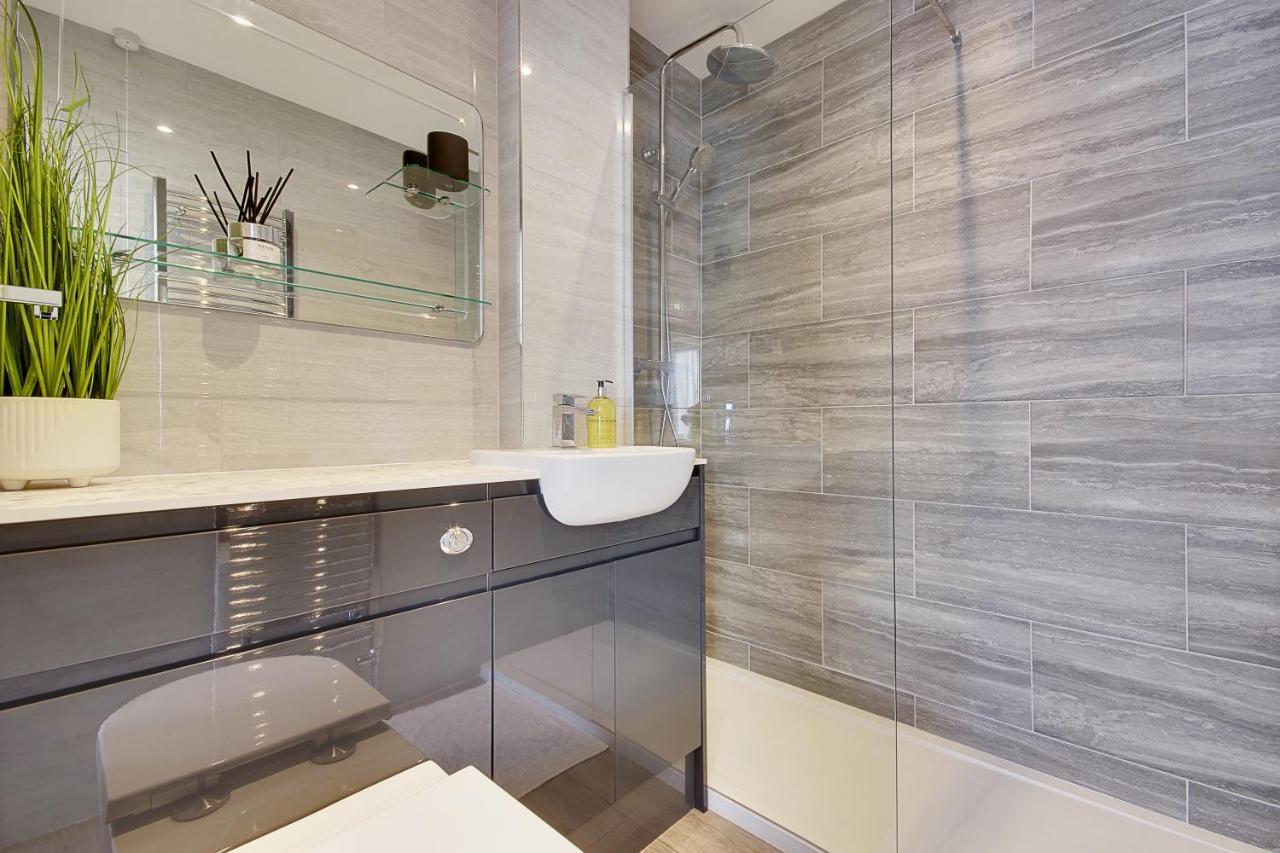 Вилла 14 Oxford Mews - 5 Star Living For Up To 10 People Саутгемптон Экстерьер фото