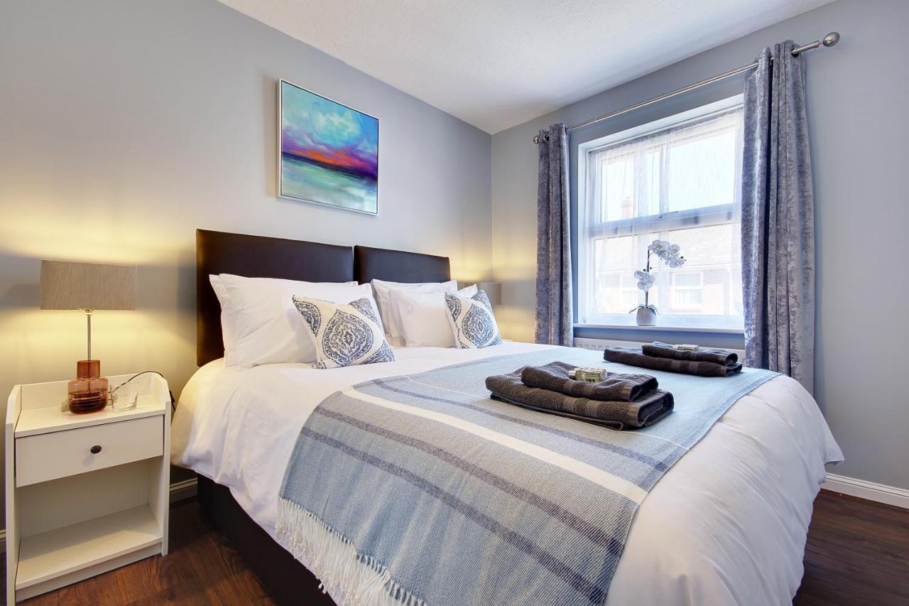 Вилла 14 Oxford Mews - 5 Star Living For Up To 10 People Саутгемптон Экстерьер фото